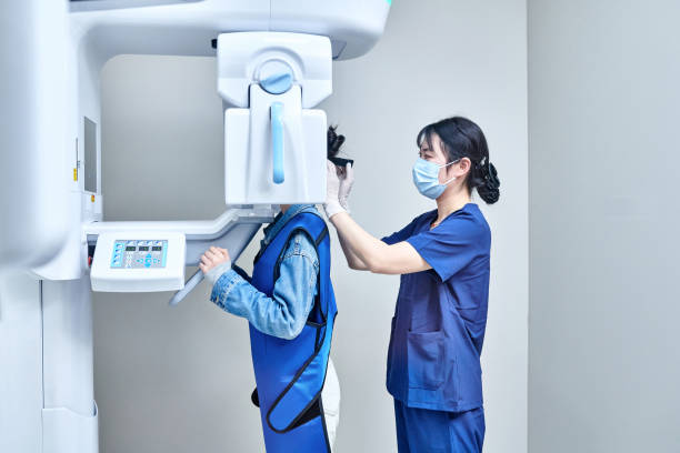 Best Emergency Dental Services for Seniors in Rosharon, TX